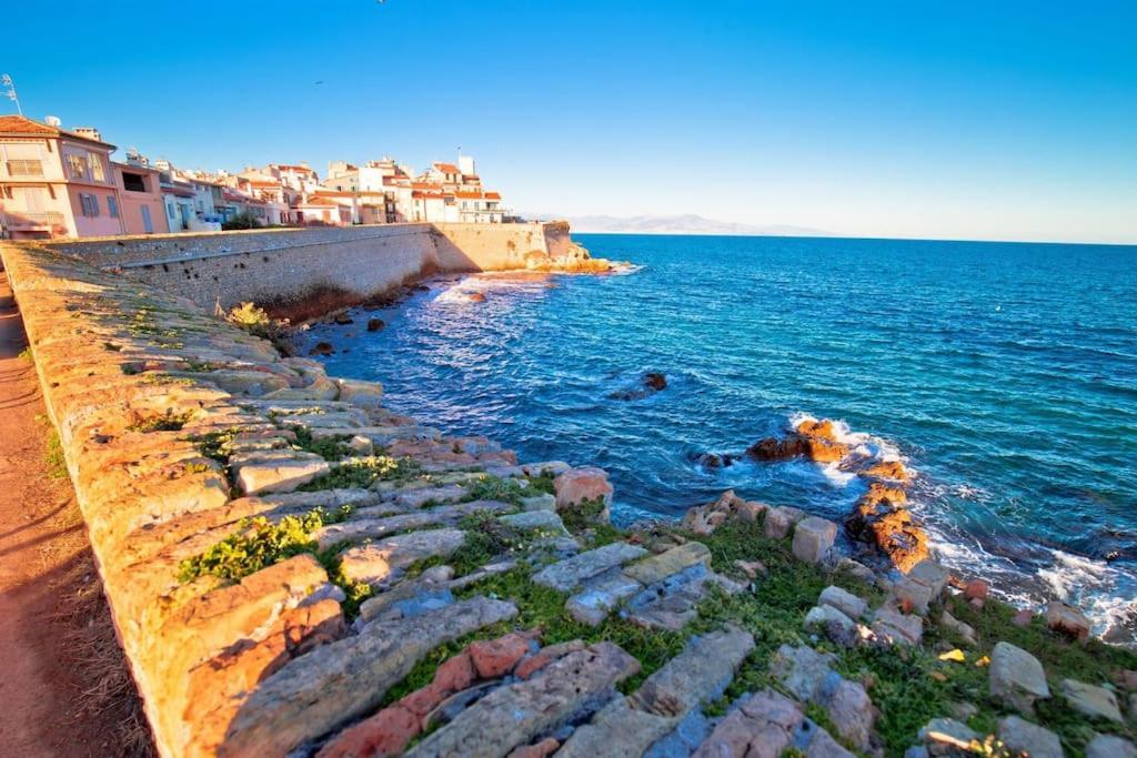 Ravissant Studio Au Coeur Du Vieil Antibes Dış mekan fotoğraf